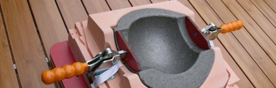 Fräsvorrichtung für Hubschrauber-Helm